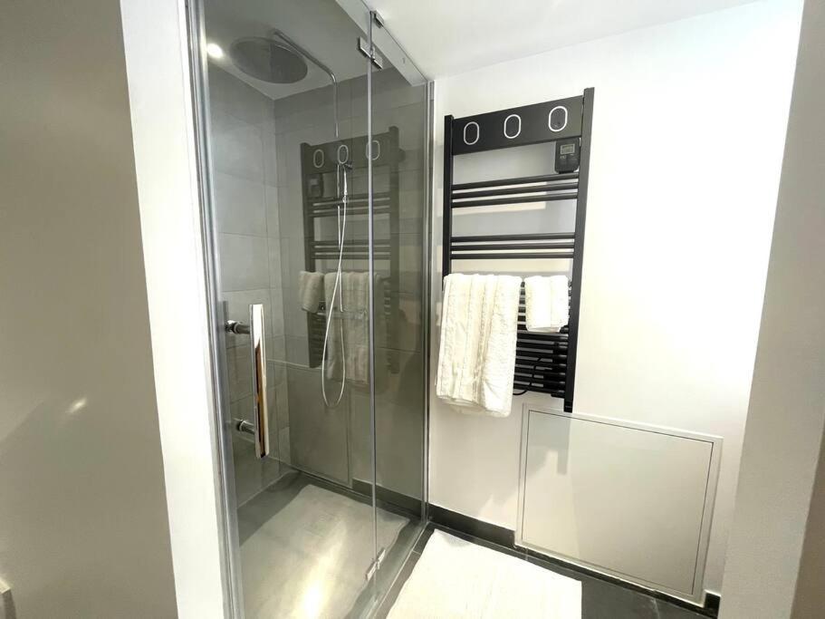 Grand T2 Rue Simeon Gouet Appartement Vienne  Buitenkant foto