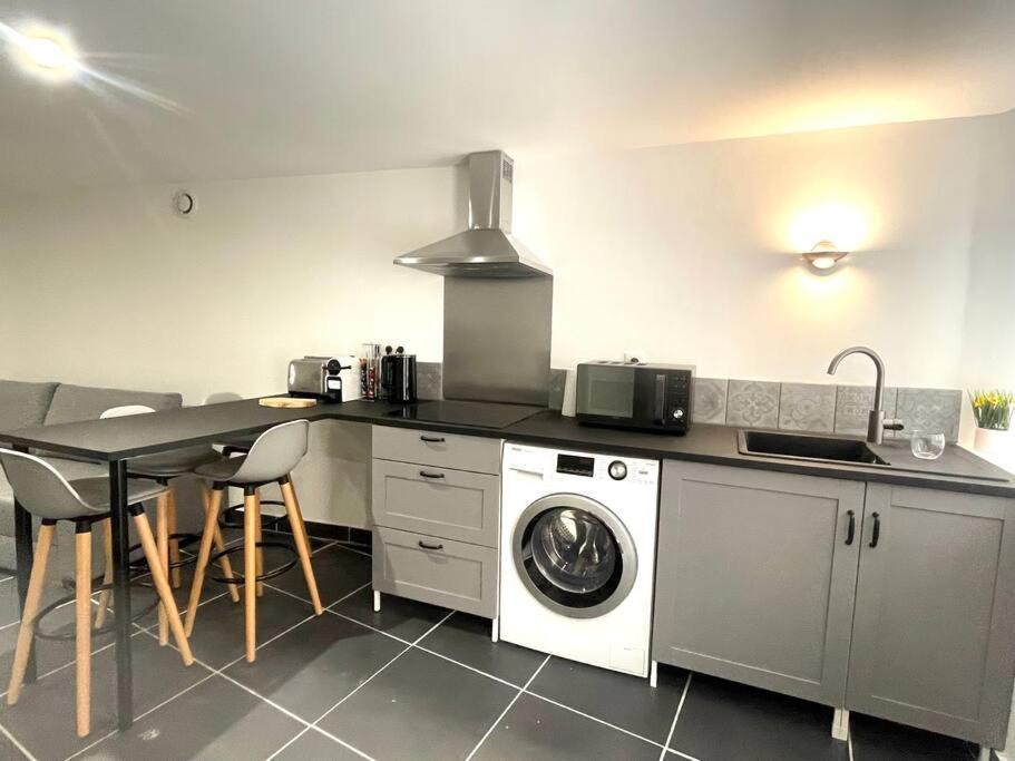 Grand T2 Rue Simeon Gouet Appartement Vienne  Buitenkant foto
